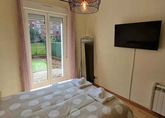 Jardines De La Catedral - Vut-4276-as Y Vut-4278-as